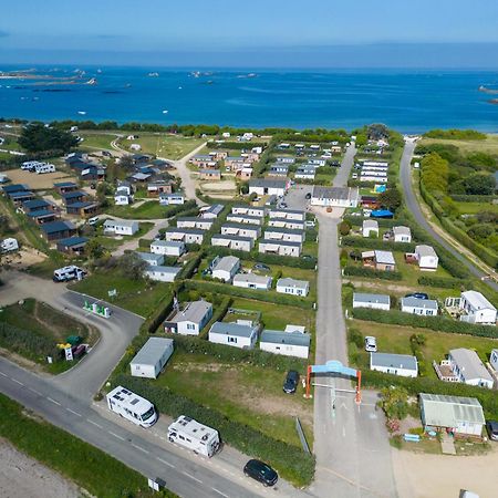 Mobil Home Xxl 4 Chambres - Camping La Pointe De Roscoff Eksteriør bilde