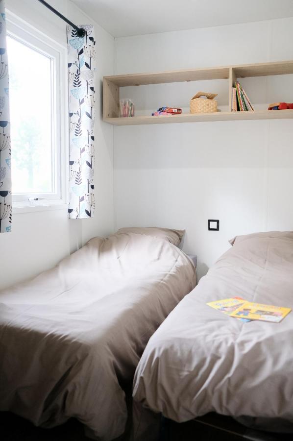 Mobil Home Xxl 4 Chambres - Camping La Pointe De Roscoff Eksteriør bilde